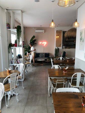 IVY Food & Drink
